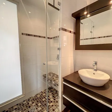Splendide 2 Pieces Cannes, Clim, Internet, Proche Plages, Parking En Option - Fr-1-470-62 公寓 *